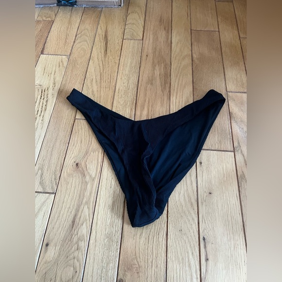 Aerie - Cheekiest - Bikini Bottom - Picture 1 of 3